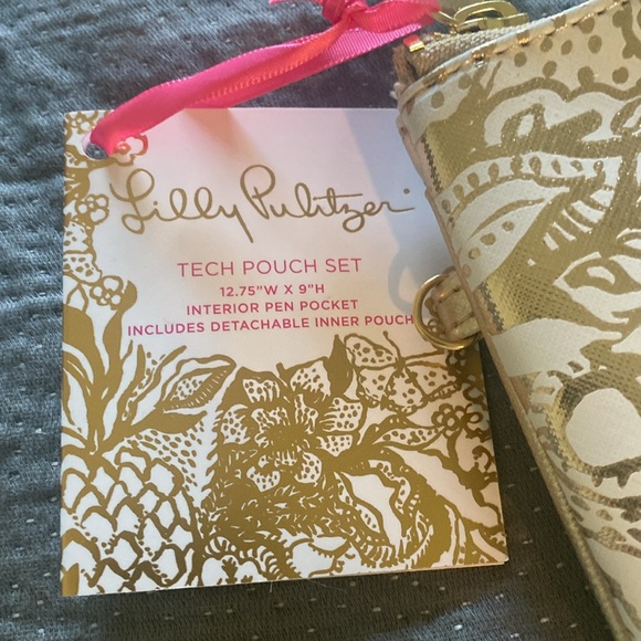 Lilly Pulitzer Tech Pouch Tech Pouch Brand New w/tags - Picture 3 of 5